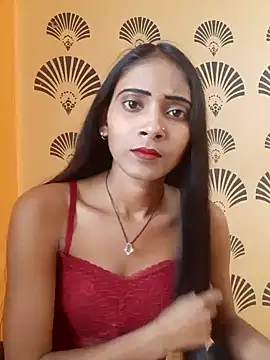 Snapshot of Divya-2007 chatting on 02.17.25 Divya-2007 online show from 02.17.25