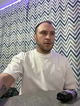 Snapshot of _XxX-XxX_ chatting on 01.15.25 XxX-XxX online show from 01.15.25