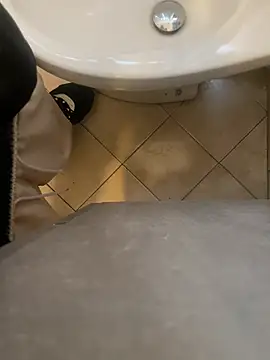 Snapshot of Oky457 chatting on 03.22.26 Oky457 online show from 03.22.26