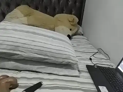 Snapshot of Chandy012 chatting on 10.02.25 Chandy012 online show from 10.02.25