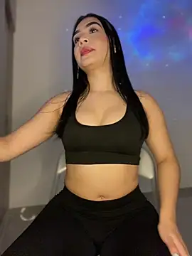 Snapshot of vane_foxxx chatting on 06.20.26 vane foxxx online show from 06.20.26