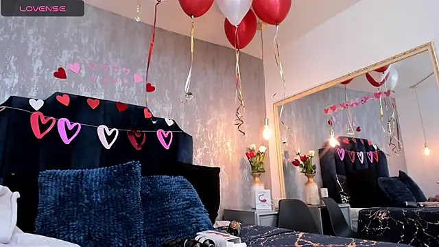 Isis ariany  online show from 02.14.25