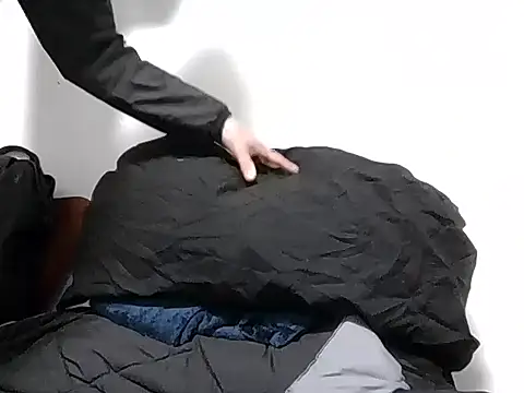 PerroDemonioHot online show from 02.12.26