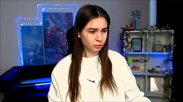 flora ri online show from 02.12.25