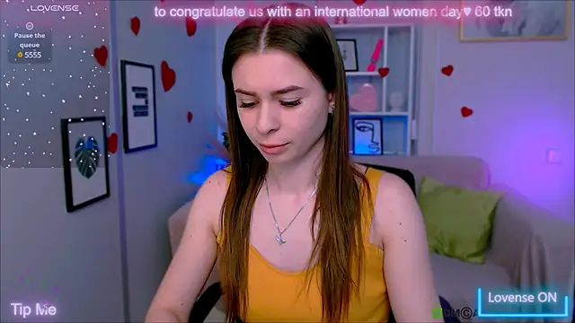 flora ri online show from 03.10.25