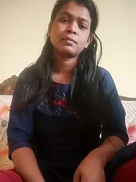 Snapshot of YourSuperTanya chatting on 03.11.25 YourSuperTanya online show from 03.11.25