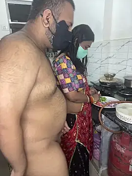 Snapshot of YourSuperTanya chatting on 02.18.26 YourSuperTanya online show from 02.18.26