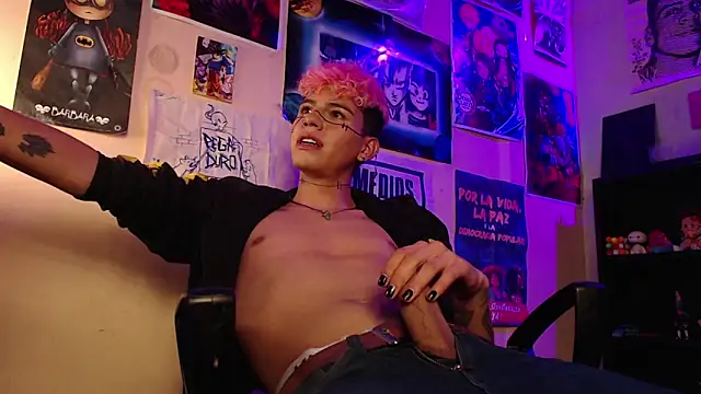 Mickey Magic online show from 02.01.25