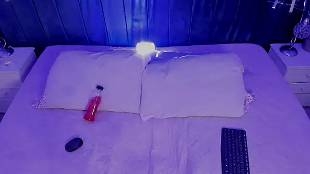 JeanneSabatier online show from 02.27.25