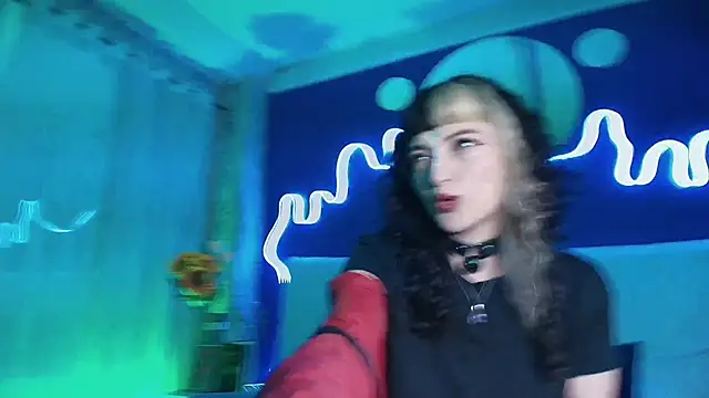 Snapshot of JeanneSabatier chatting on 04.28.26 JeanneSabatier online show from 04.28.26