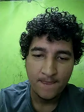 Snapshot of passivofoggozo69 chatting on 09.16.25 passivofoggozo69 online show from 09.16.25