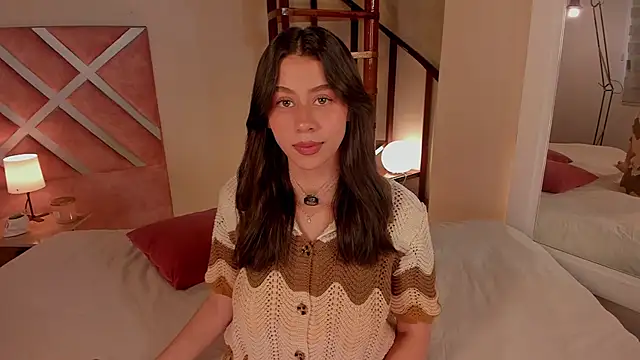 Snapshot of hannah_brady chatting on 06.03.26 hannah brady online show from 06.03.26