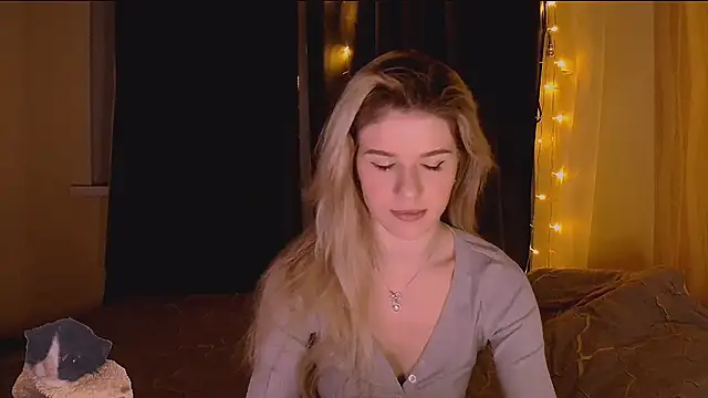 Melissa smith  online show from 12.04.25