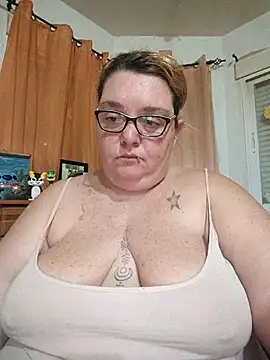 diosacurvy1984 online show from 01.15.26