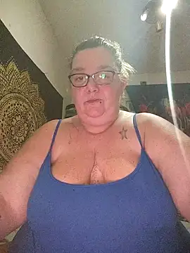 diosacurvy1984 online show from 02.17.26