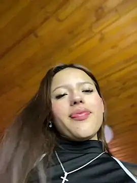 Sofia18 pinkk online show from 02.25.25