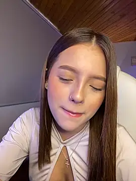 Sofia18 pinkk online show from 09.22.25