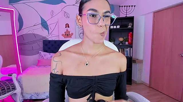 Dana Paula online show from 03.27.26