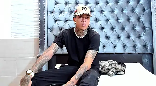 Snapshot of Kenaii_7777 chatting on 01.18.25 Kenaii 7777 online show from 01.18.25