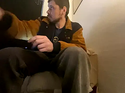 Snapshot of almighty_d chatting on 11.21.25 almighty d online show from 11.21.25