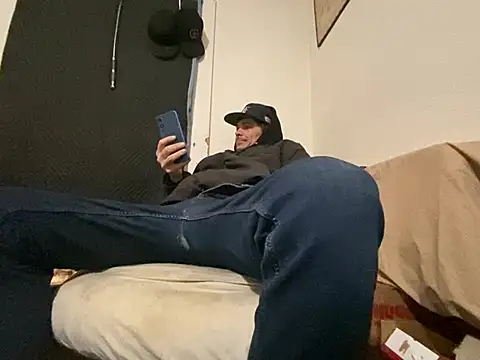 Snapshot of almighty_d chatting on 02.03.26 almighty d online show from 02.03.26