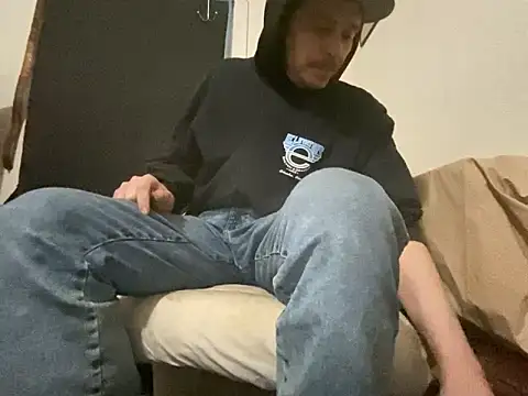 Snapshot of almighty_d chatting on 02.10.26 almighty d online show from 02.10.26