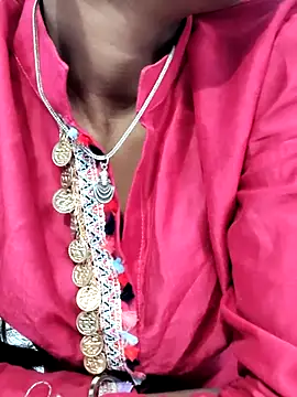 Leoni G online show from 11.14.25