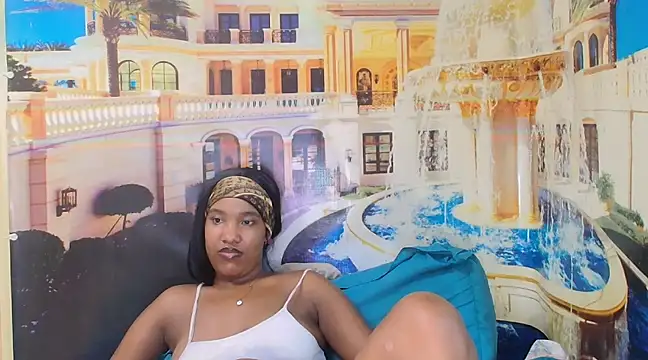 Snapshot of EroticSexyPrada chatting on 01.27.25 EroticSexyPrada online show from 01.27.25