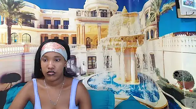 Snapshot of EroticSexyPrada chatting on 01.28.25 EroticSexyPrada online show from 01.28.25