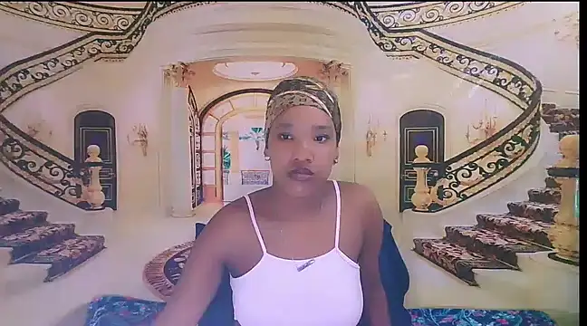 Snapshot of EroticSexyPrada chatting on 02.01.25 EroticSexyPrada online show from 02.01.25