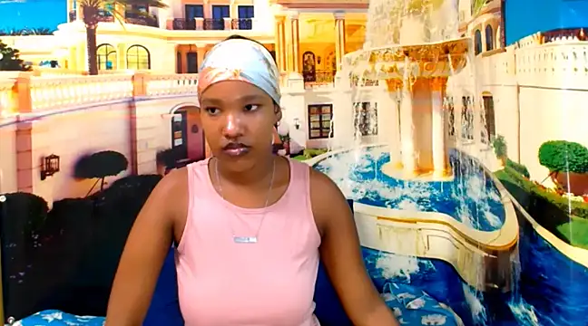 Snapshot of EroticSexyPrada chatting on 02.03.25 EroticSexyPrada online show from 02.03.25