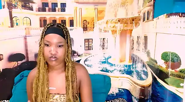 Snapshot of EroticSexyPrada chatting on 02.17.25 EroticSexyPrada online show from 02.17.25