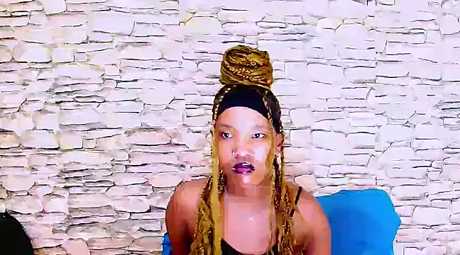 Snapshot of EroticSexyPrada chatting on 02.27.25 EroticSexyPrada online show from 02.27.25