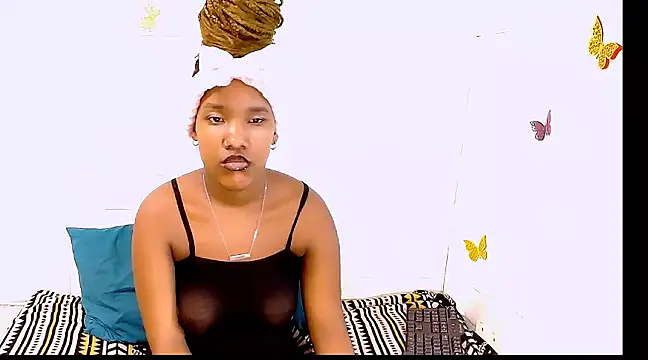 Snapshot of EroticSexyPrada chatting on 03.06.25 EroticSexyPrada online show from 03.06.25