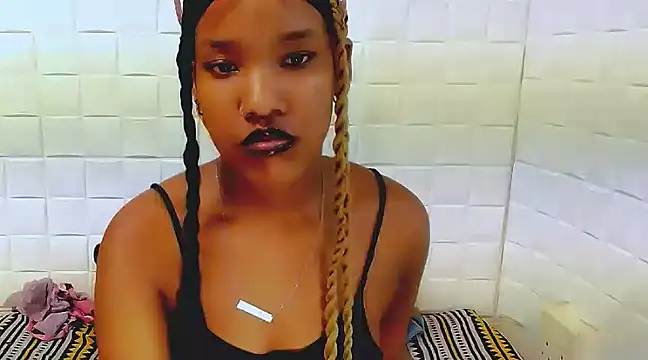 Snapshot of EroticSexyPrada chatting on 03.23.25 EroticSexyPrada online show from 03.23.25