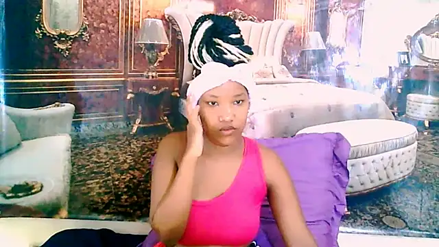 Snapshot of EroticSexyPrada chatting on 02.04.26 EroticSexyPrada online show from 02.04.26