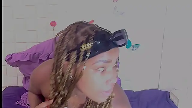 Snapshot of EroticSexyPrada chatting on 02.09.26 EroticSexyPrada online show from 02.09.26