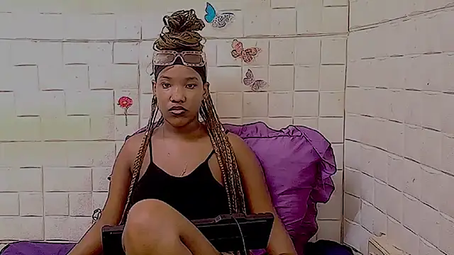 Snapshot of EroticSexyPrada chatting on 02.22.26 EroticSexyPrada online show from 02.22.26