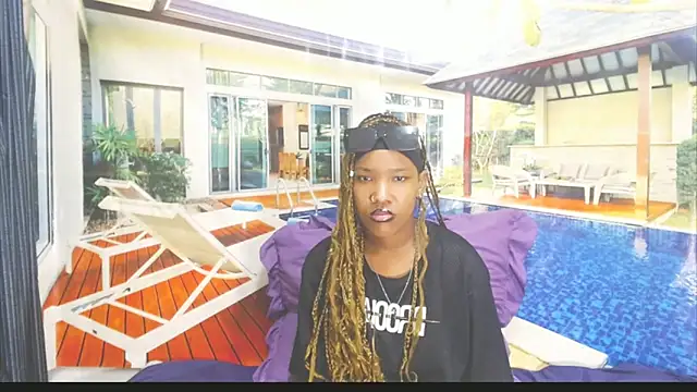 Snapshot of EroticSexyPrada chatting on 02.26.26 EroticSexyPrada online show from 02.26.26