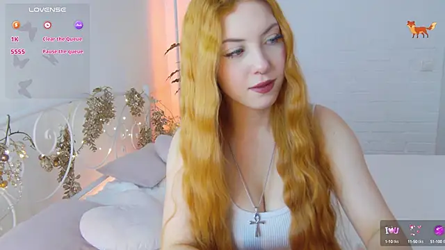 Snapshot of GiKarerra chatting on 02.04.25 GiKarerra online show from 02.04.25