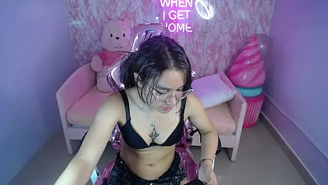 kassandra ch  online show from 01.29.25