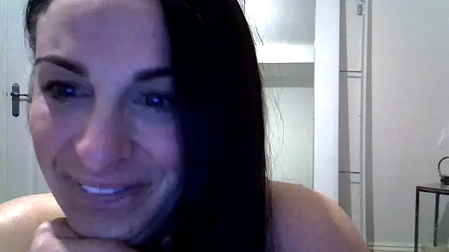 Snapshot of Bonnie_Lovex chatting on 02.14.25 Bonnie Lovex online show from 02.14.25