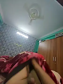 Snapshot of shaikhu chatting on 01.21.25 shaikhu online show from 01.21.25