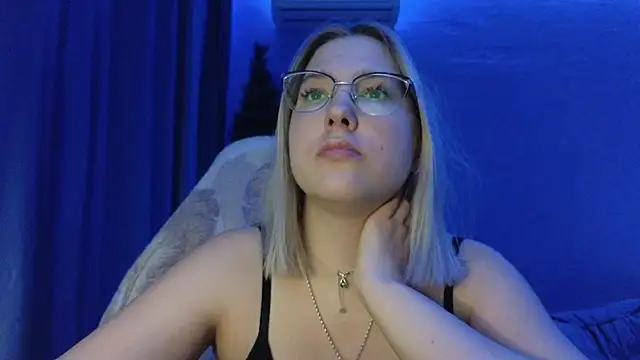 HotBrandyX online show from 01.10.26