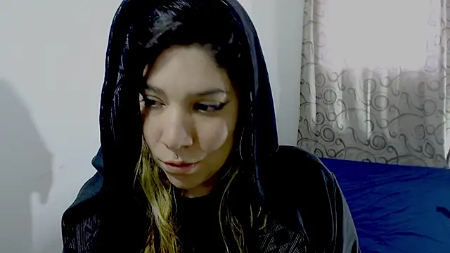 sharonnleon online show from 10.07.25