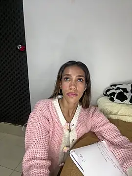 zoe storm online show from 03.08.25