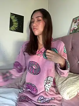 zoe storm online show from 03.18.25