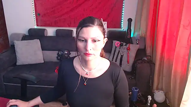 sachaclinford online show from 10.10.25