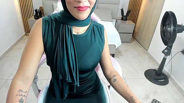 Zulema hamdi online show from 02.10.25