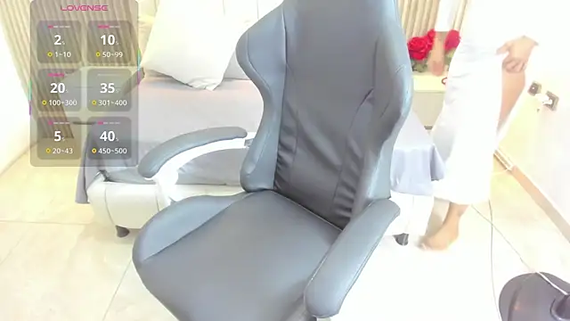 Zulema hamdi online show from 09.11.25